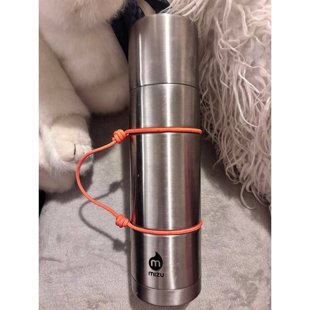 Like New Mizu D7 Vacuum Insulated Bottle Thermos w/ Paracord Handle